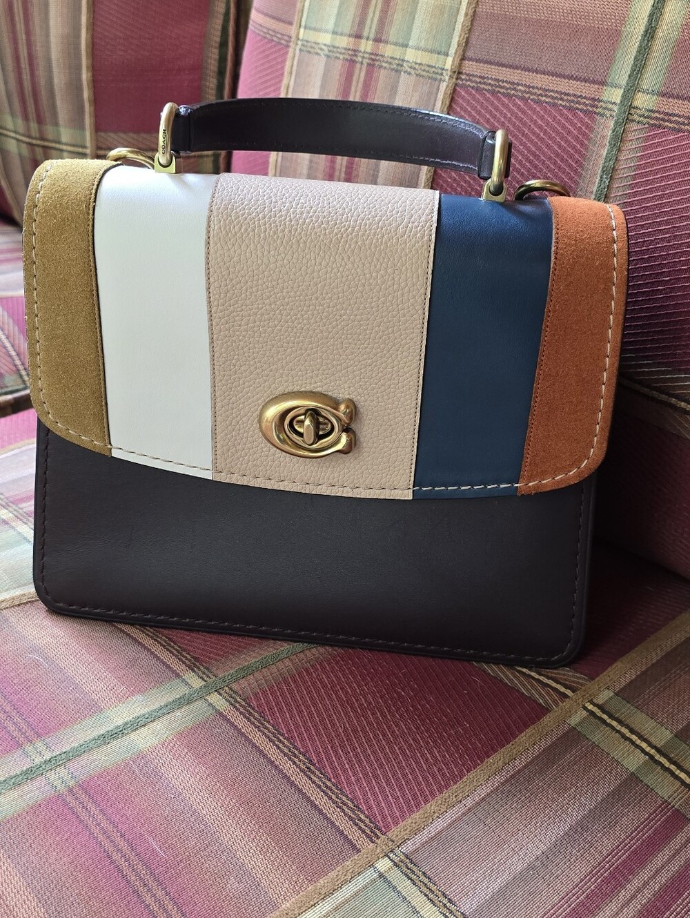 COACH parker bag. EUC* - Picture 10 of 16